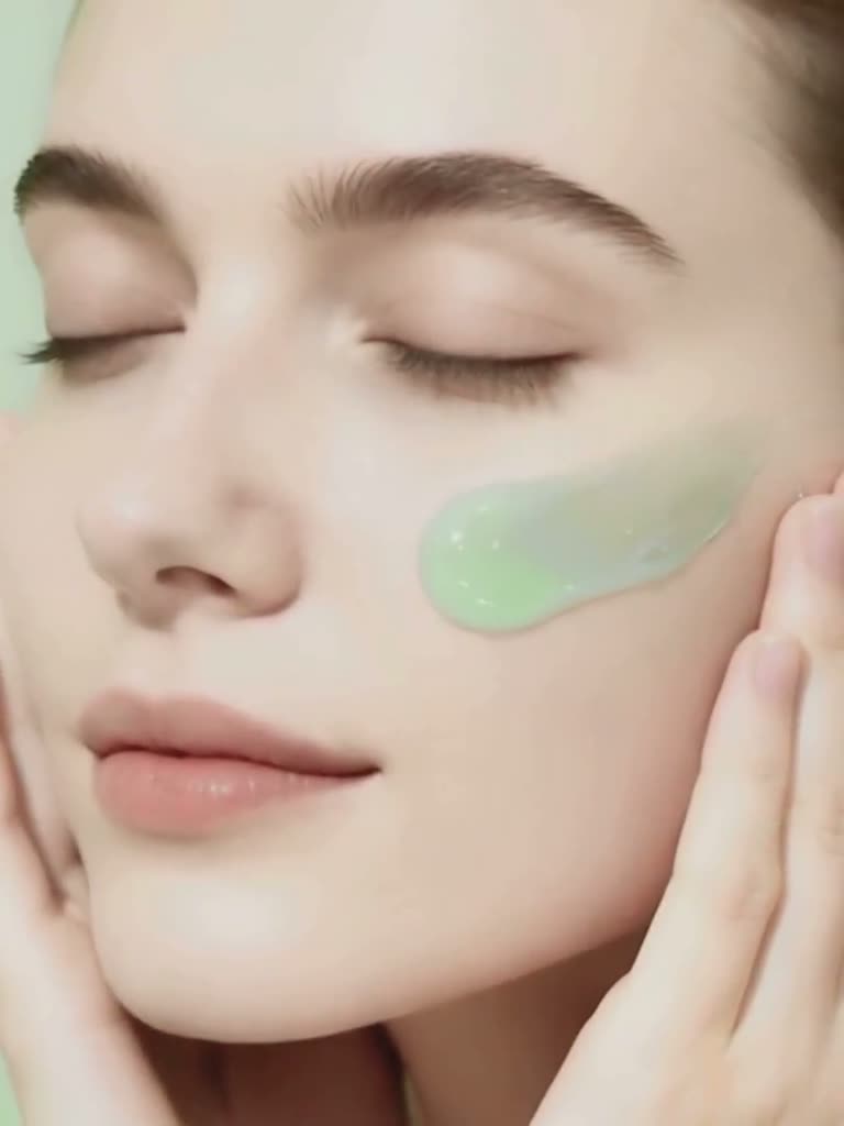 ESTELIN - Aloe Vera Soothing Moisturizing Cream with Tea Tree (Original)